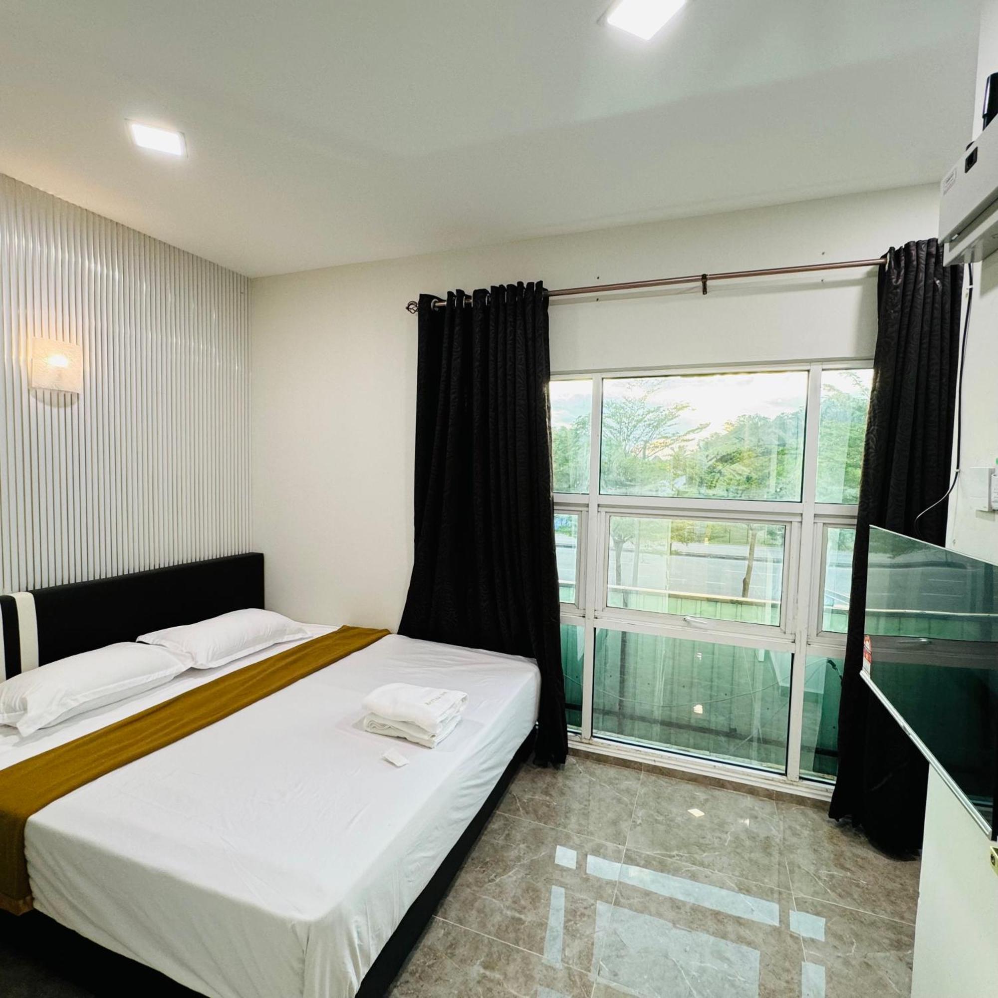Rayyaz Inn Kuala Terengganu Luaran gambar